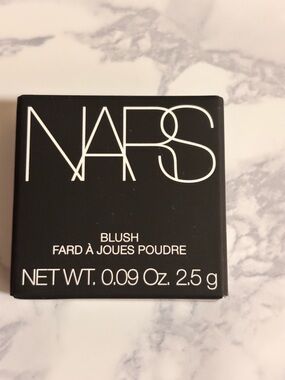 NARS Blush Compact in Black with White Logo